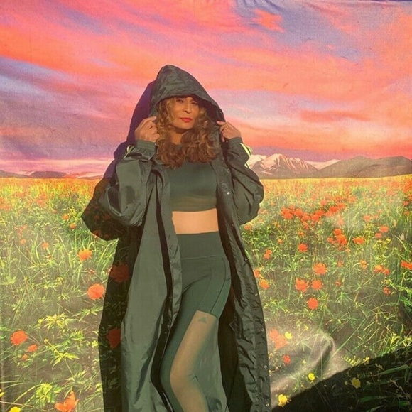 Adidas x Ivy Park - Picture 4 of 8